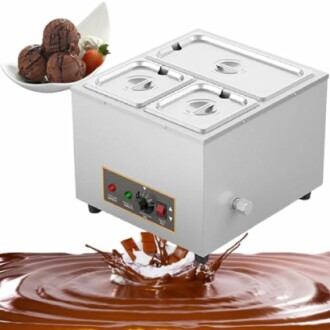 Chocoladesmeltmachine met chocoladesaus en ijs